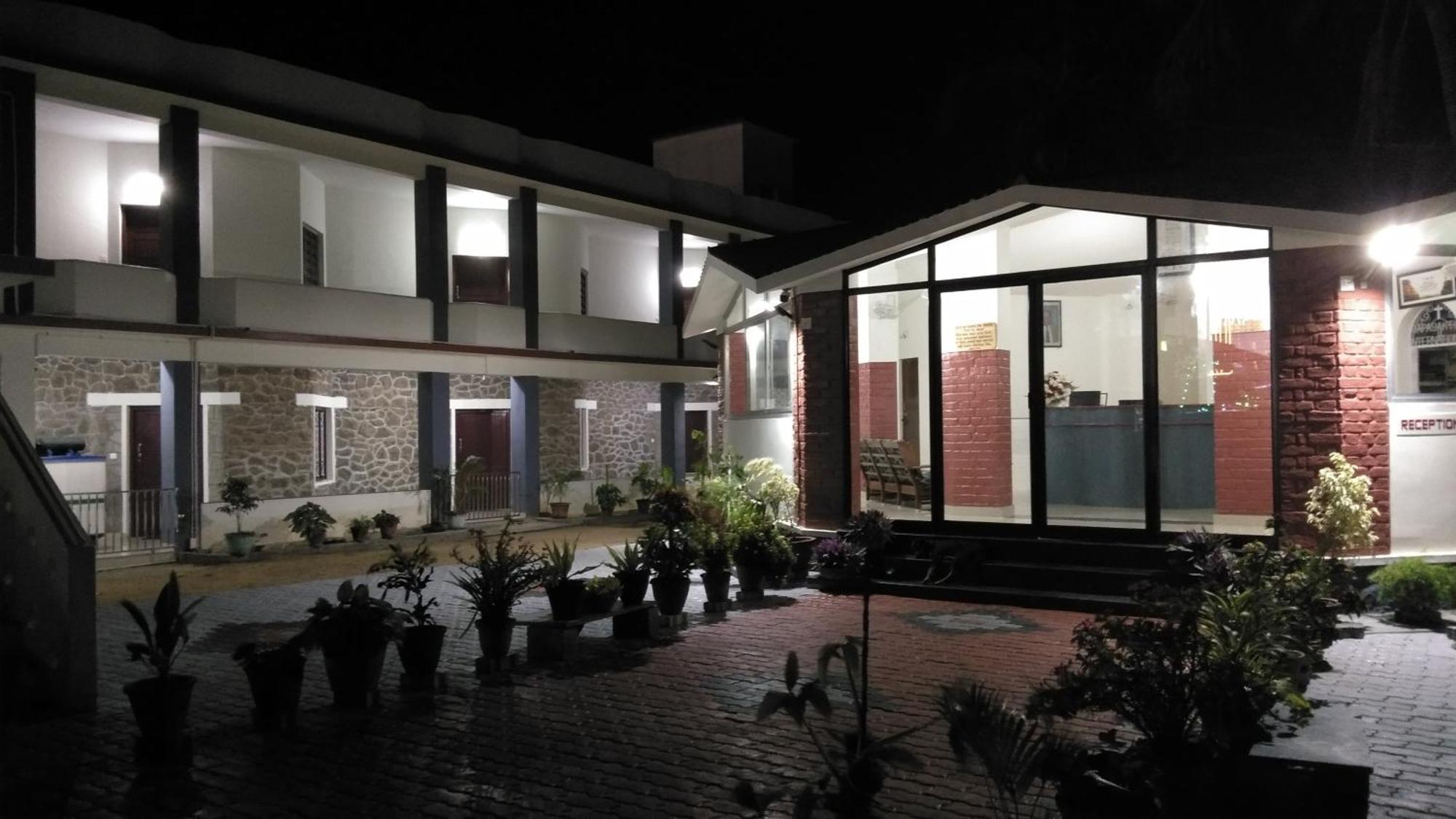Hotel Jebasakthy Kanyakumari Dış mekan fotoğraf
