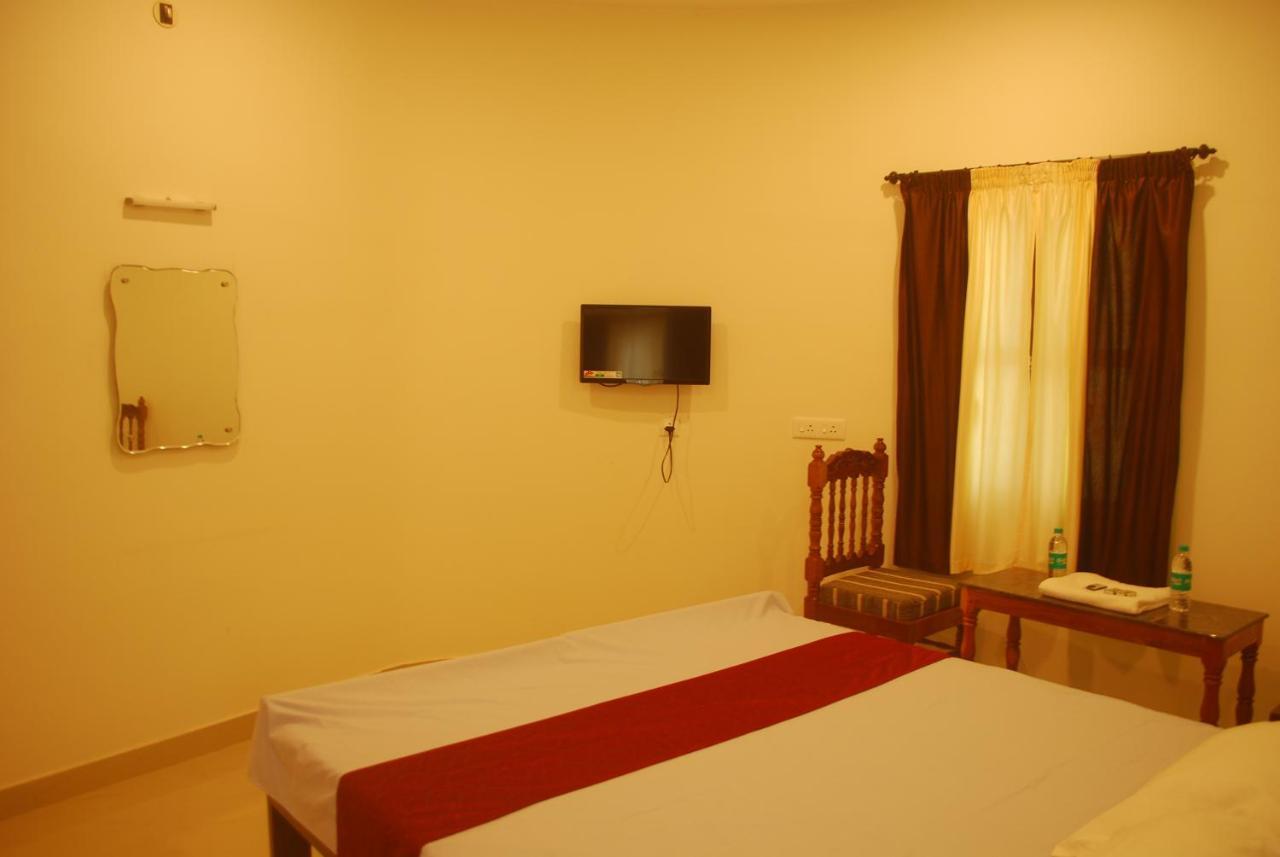 Hotel Jebasakthy Kanyakumari Dış mekan fotoğraf