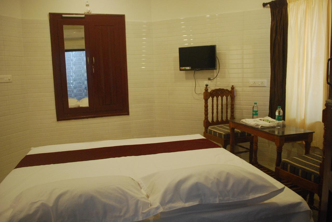 Hotel Jebasakthy Kanyakumari Dış mekan fotoğraf