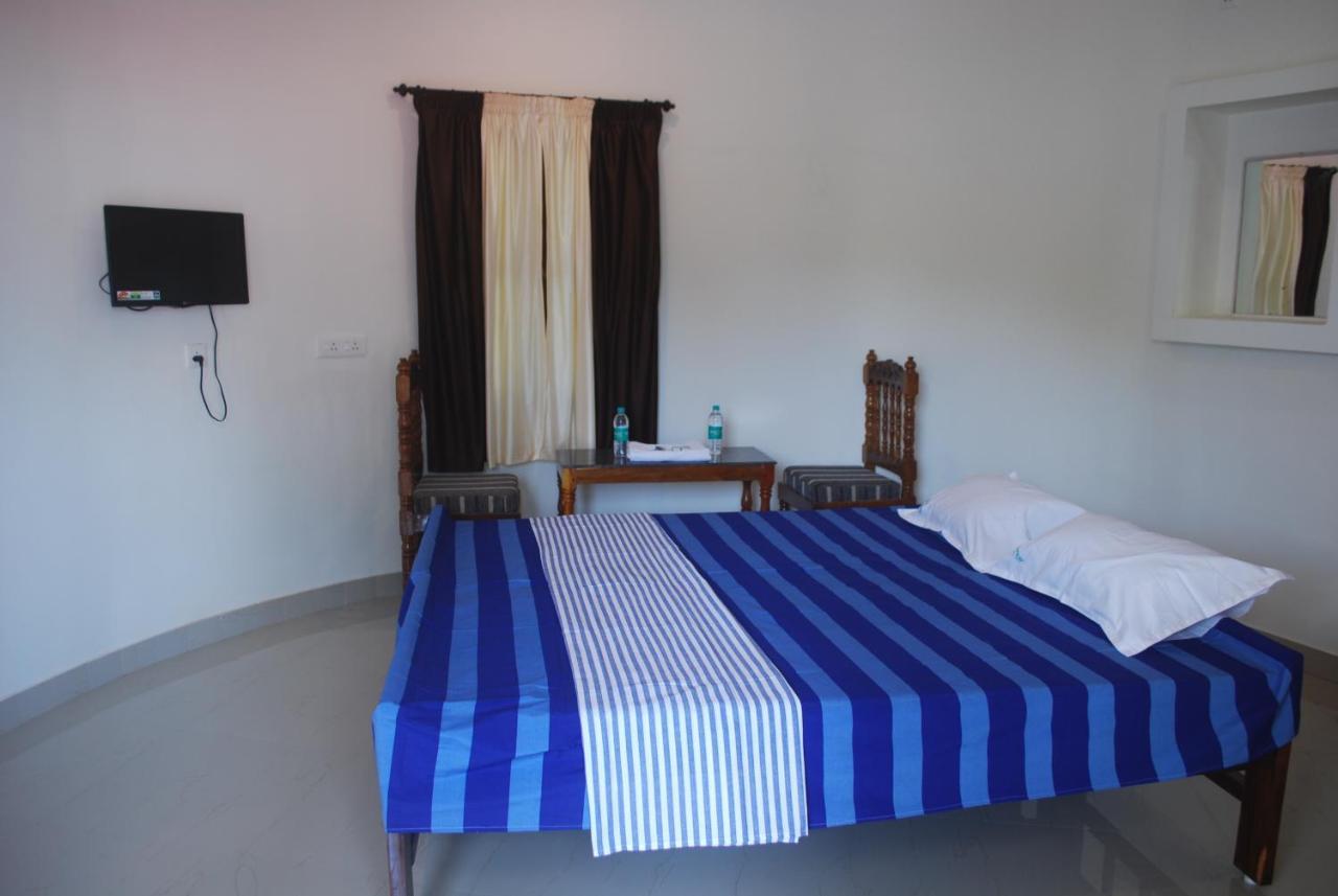 Hotel Jebasakthy Kanyakumari Dış mekan fotoğraf