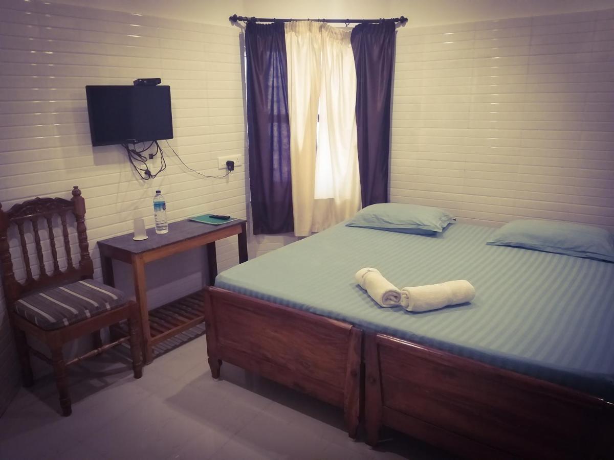 Hotel Jebasakthy Kanyakumari Dış mekan fotoğraf